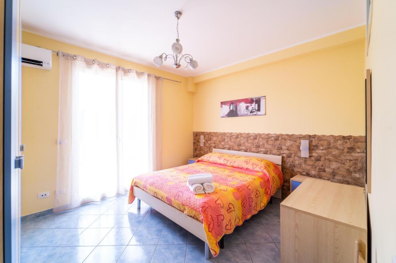 Le Ville Della Contea -Vacation Rentals Mascali Ngoại thất bức ảnh
