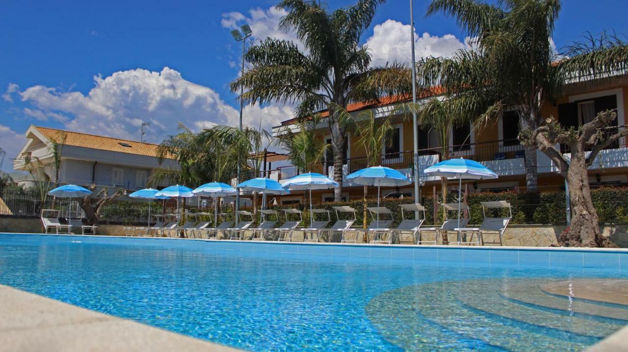Le Ville Della Contea -Vacation Rentals Mascali Ngoại thất bức ảnh